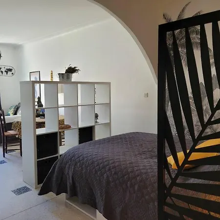 Studio L'echappee Apartment *
