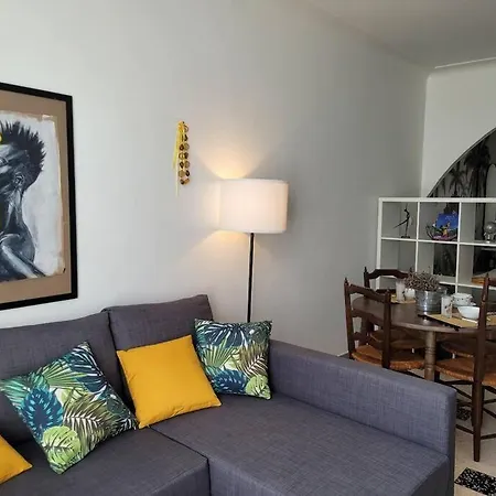 Studio L'echappee Apartment *